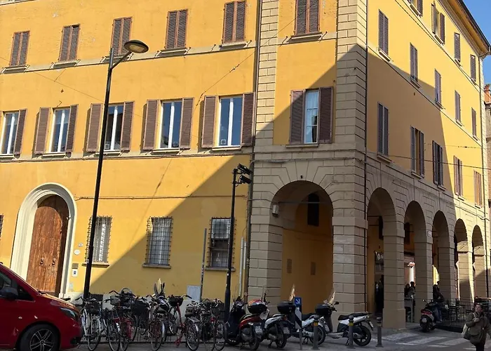 Dimora D'arco Palazzo Mattesilani Vecchietti * Bologna